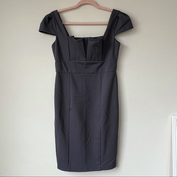 BCBGeneration NWT Gray Ponte Cap Sleeve Pleated Dress Cocktail Sheath Size 10 - Picture 1 of 7